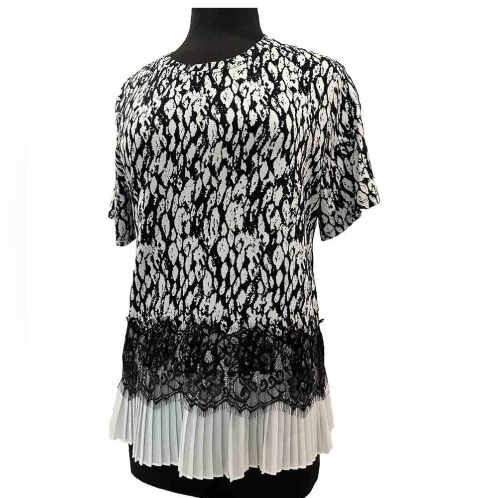 Top, Laundry/Shelli Segal short sleeve black/white, black lace and white pleats